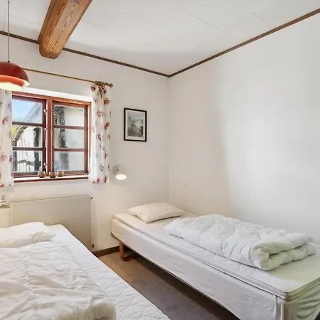 Apartment 2 Bedroom Pet Friendly In Tranekaer