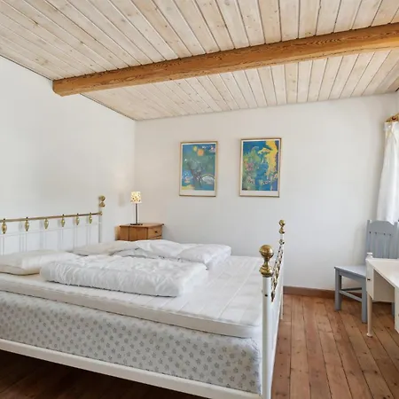 2 Bedroom Pet Friendly In Tranekaer * Skattebolle